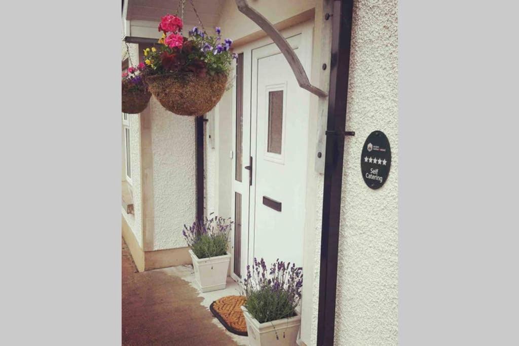Swallow Lane, Enniskillen, Co Fermanagh, 5* Chic Villa Luaran gambar