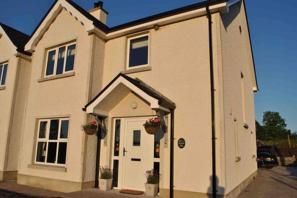 Swallow Lane, Enniskillen, Co Fermanagh, 5* Chic Villa Luaran gambar