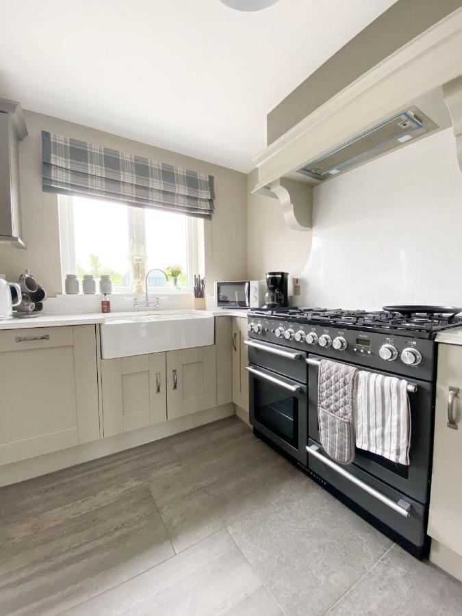 Swallow Lane, Enniskillen, Co Fermanagh, 5* Chic Villa Luaran gambar